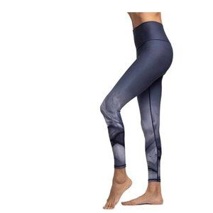 Cora Wispy Waves 7/8 Legging, Liquid Blue (Sol and Mane) M